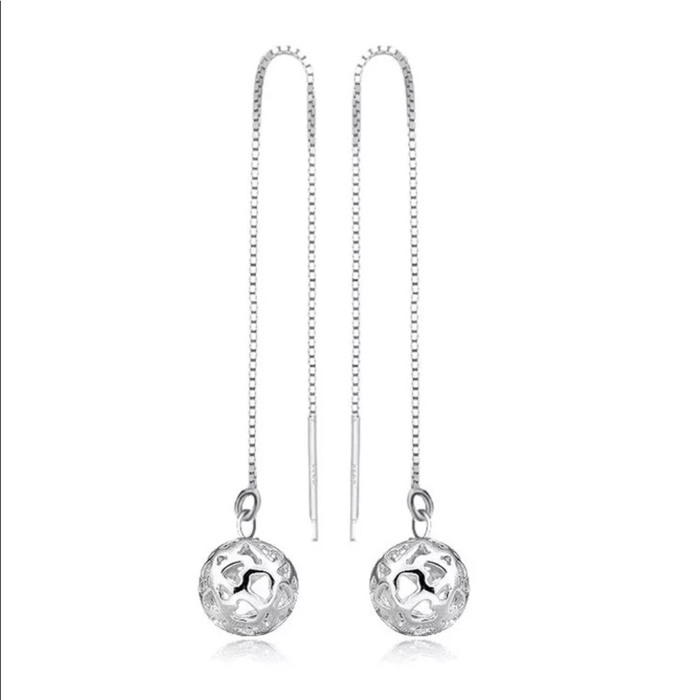 925 Sterling Silver Drop Earrings.
